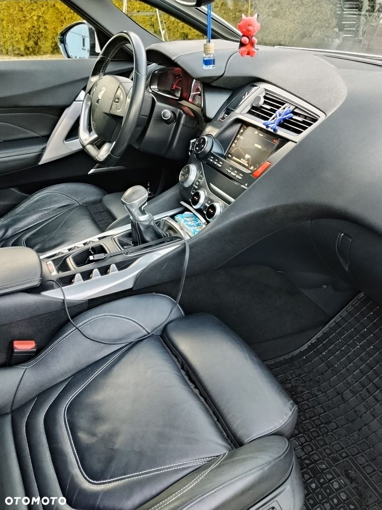 DS Automobiles DS 5 - 6