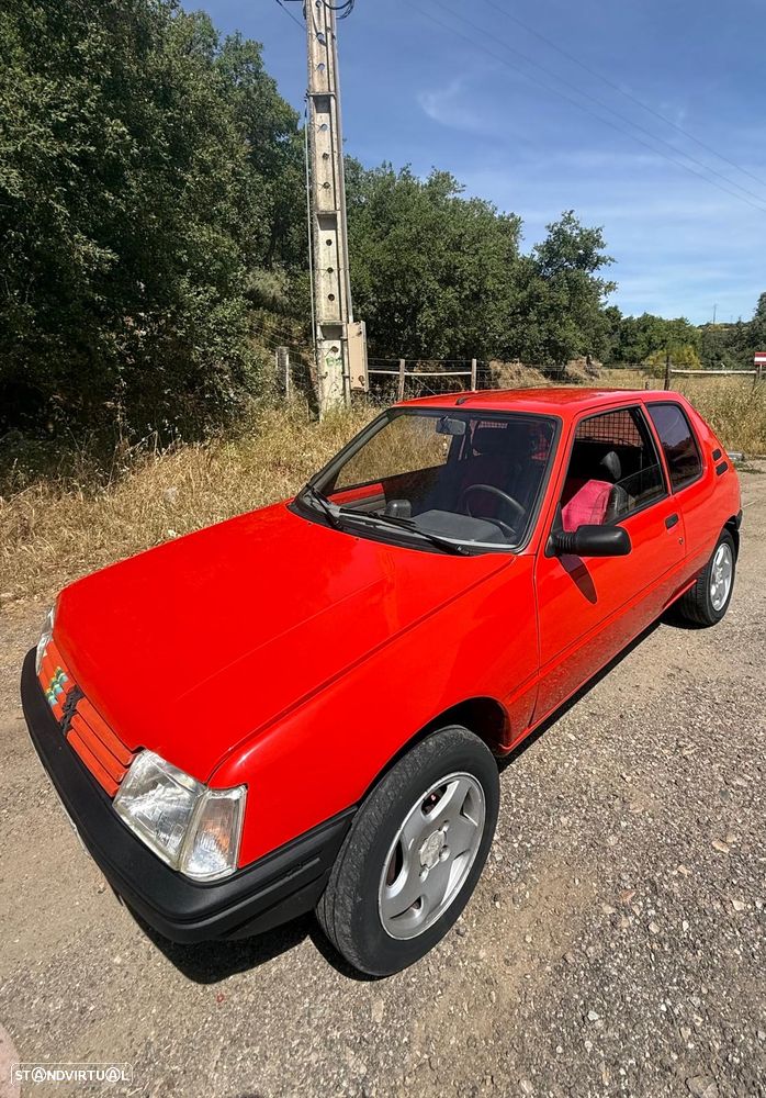 Peugeot 205 - 4