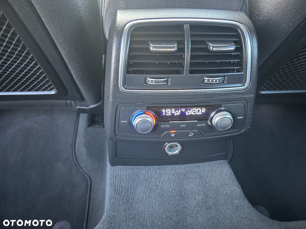 Audi A6 Avant 2.0 TDI Ultra DPF S tronic - 22