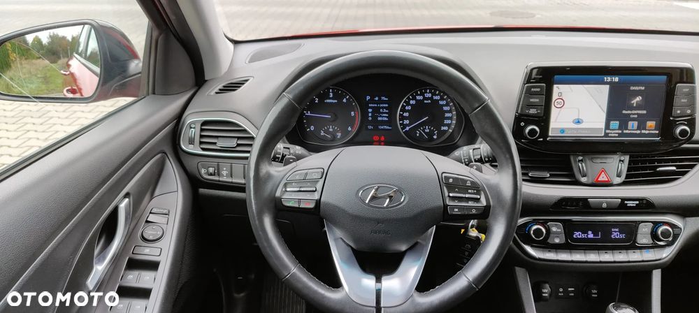 Hyundai i30 Fastback 1.6 CRDI Premium DCT - 20