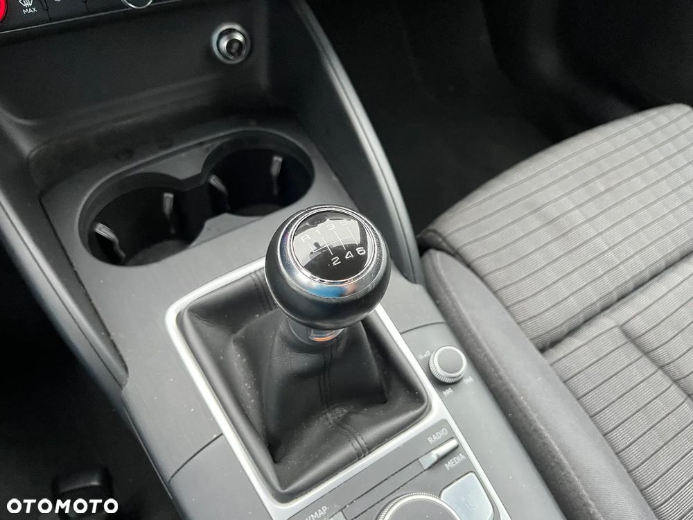 Audi A3 Sportback - 12