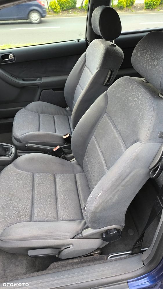 Audi A3 3-drzwiowe 1.9 TDI Ambiente - 12