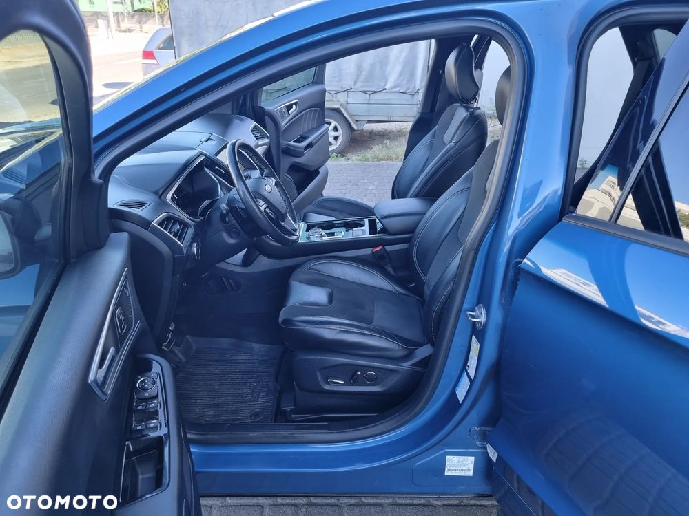 Ford Edge - 5