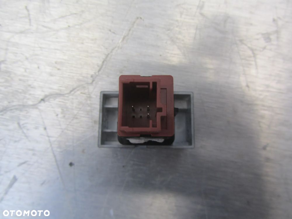 Peugeot Expert-Jumpy-Proace 16r->przełącznik świateł awaryjnych - 3