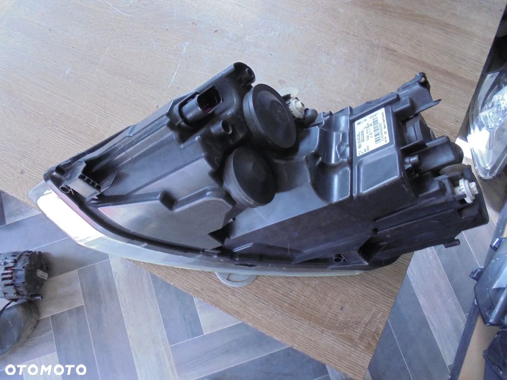 VOLKSWAGEN POLO 6C LAMPA PRAWA PRAWY PRZÓD PRZEDNIA EUROPA - 4