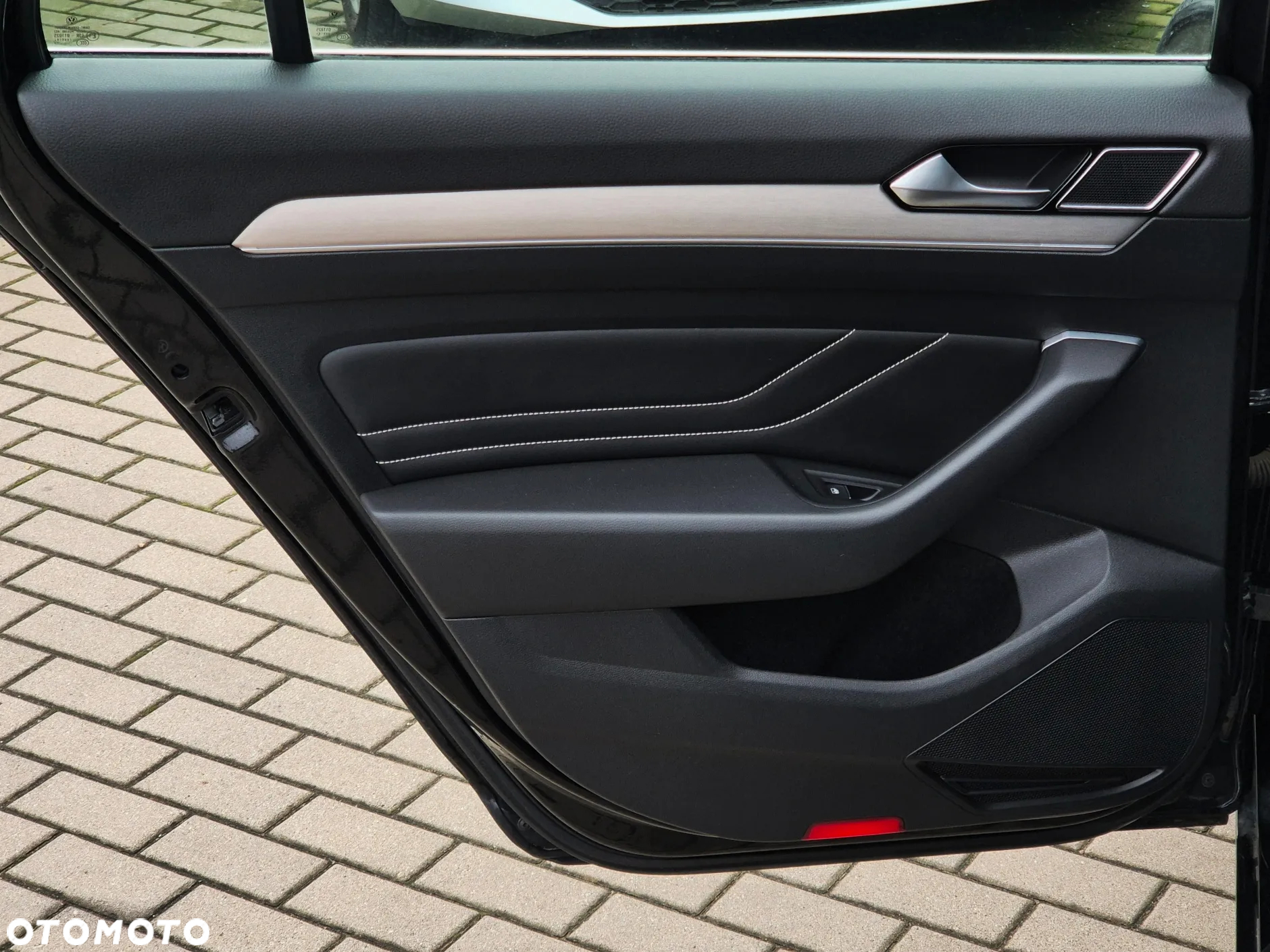 Volkswagen Passat 1.5 TSI EVO Elegance - 19