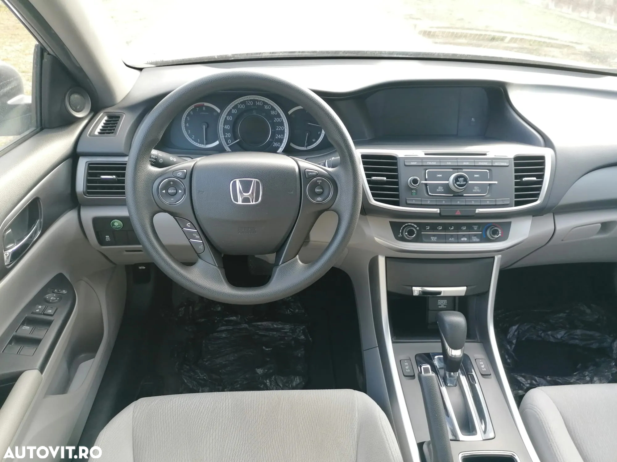 Honda Accord 2.4i Aut Executive - 11