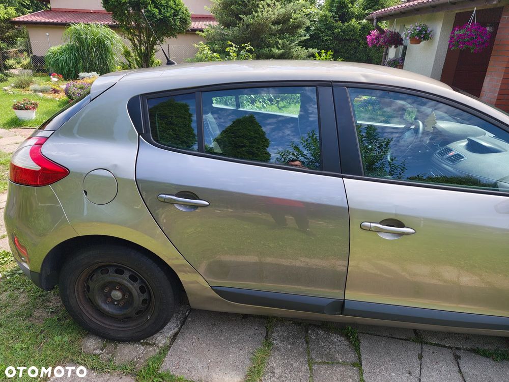 Renault Megane 1.6 16V Dynamique - 5