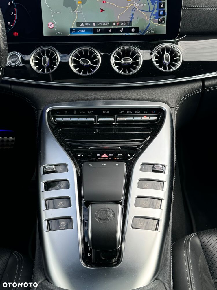 Mercedes-Benz AMG GT 43 4-Matic+ - 17
