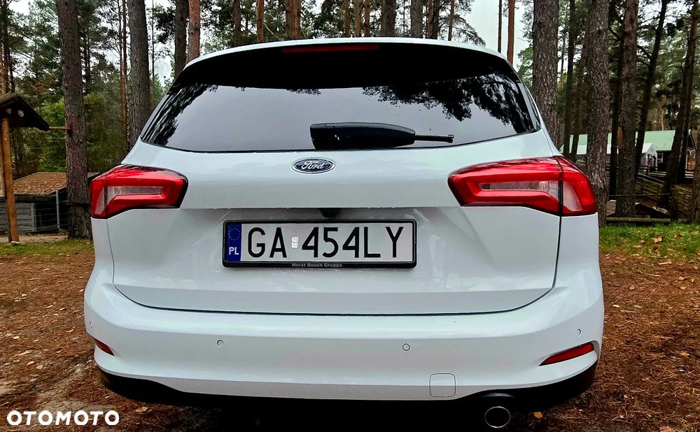 Ford Focus 1.5 EcoBlue STart-Stopp-System TITANIUM - 6