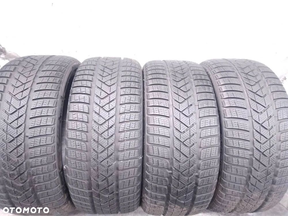 Pirelli Sottozero 3 235/35 R19 91V 2024 7-7.5mm - 1