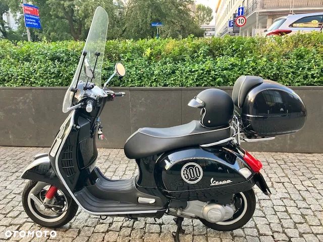 Vespa GTS - 1