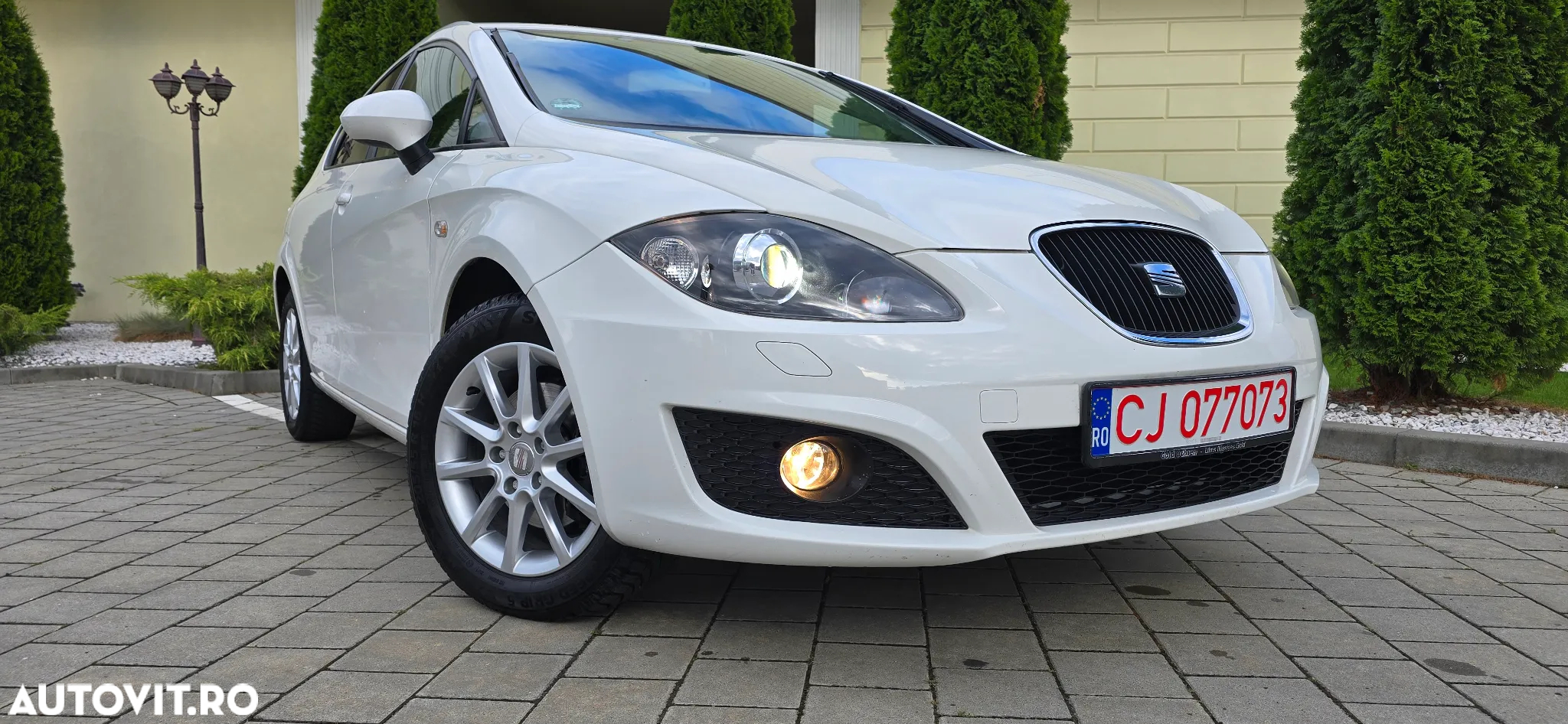 Seat Leon 2.0 TDI DPF Style Copa - 2