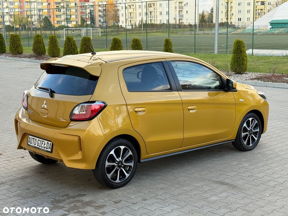 Mitsubishi Space Star AS&G 1.2 CVT Spirit+ Black - 31