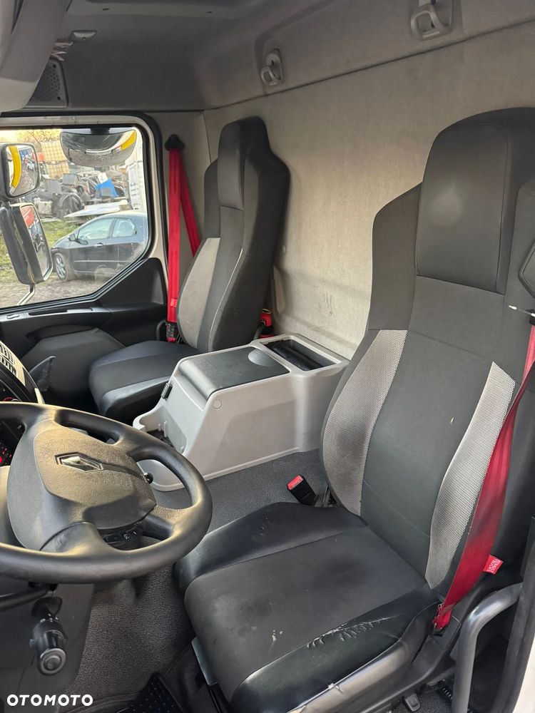 Renault D 18 *083* automat - 4