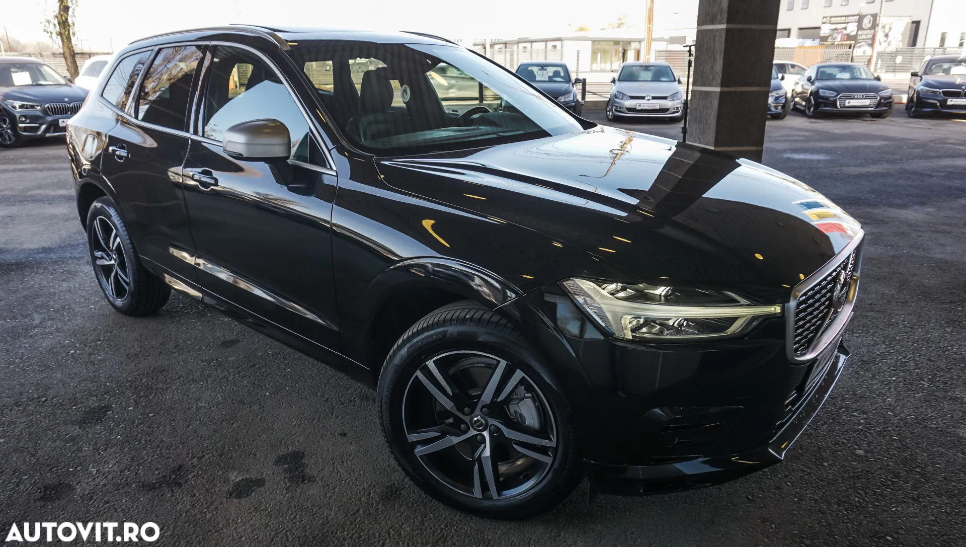 Volvo XC 60 D5 AWD Geartronic RDesign - 28