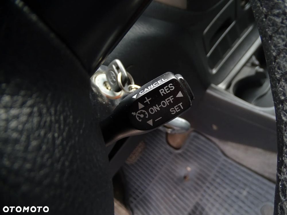 Toyota RAV4 - 13