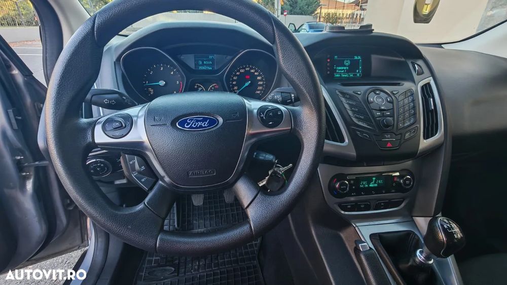 Ford Focus 1.6 TDCi DPF Start-Stopp-System Business - 7