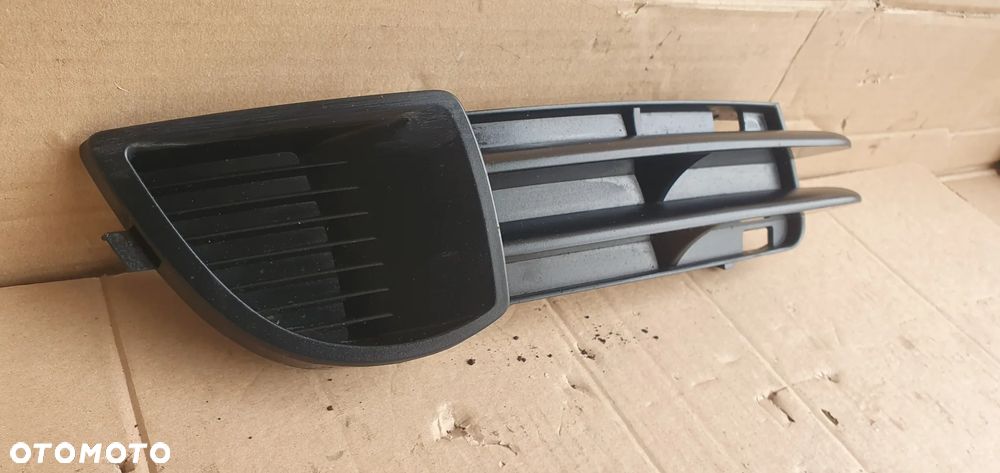 Kratka zderzaka prawy przód przednia prawa Audi A3 8P 8P4807682A - 4