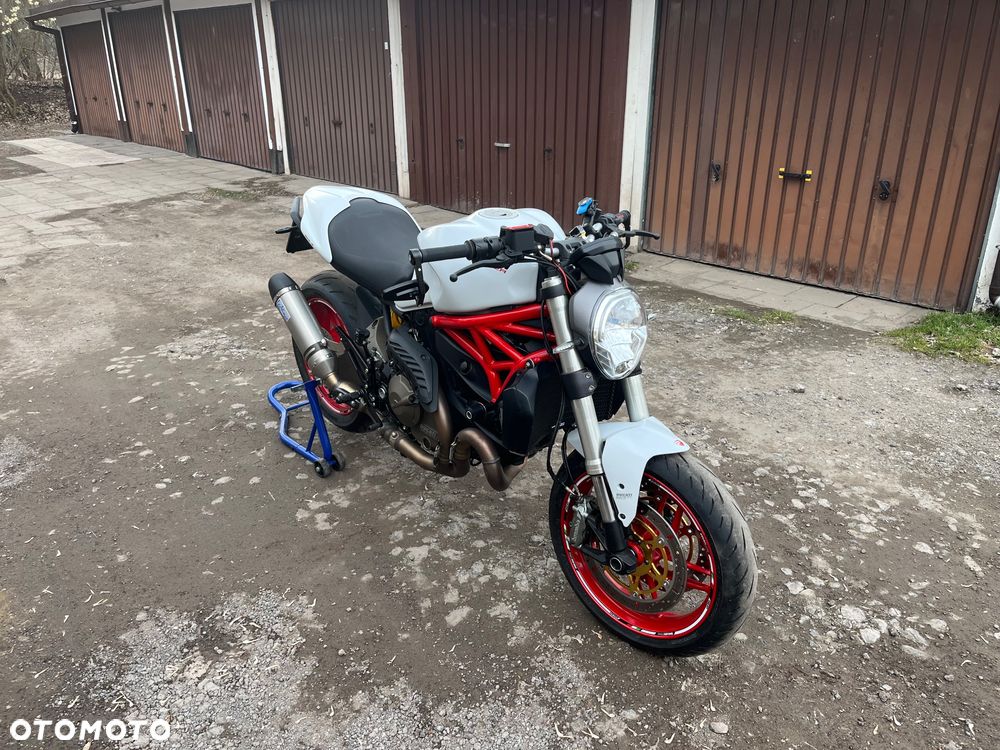Ducati Monster - 4
