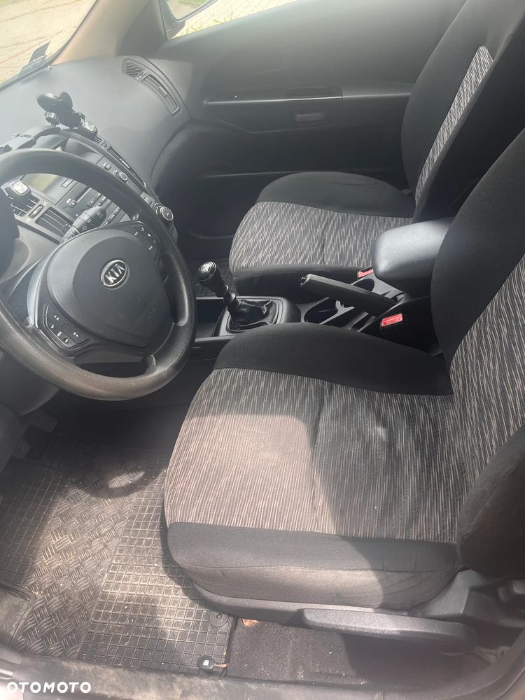 Kia Ceed 1.6 Crdi Comfort + - 11