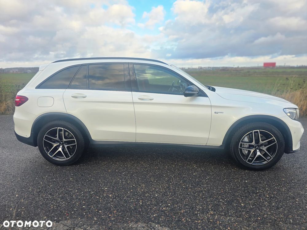 Mercedes-Benz GLC - 4