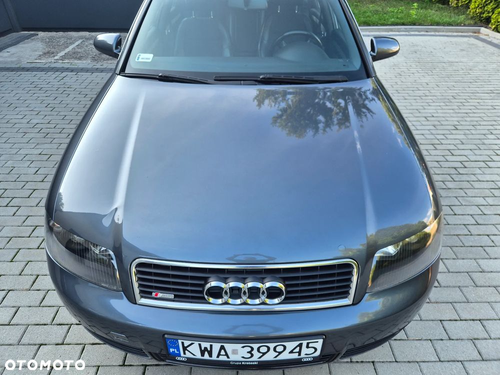 Audi A4 Limousine - 19