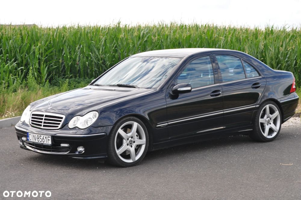 Mercedes-Benz Klasa C 320 CDI 7G-TRONIC Avantgarde DPF Sport Edition - 1