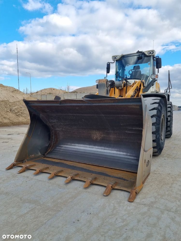 Liebherr 566 xpower - 25