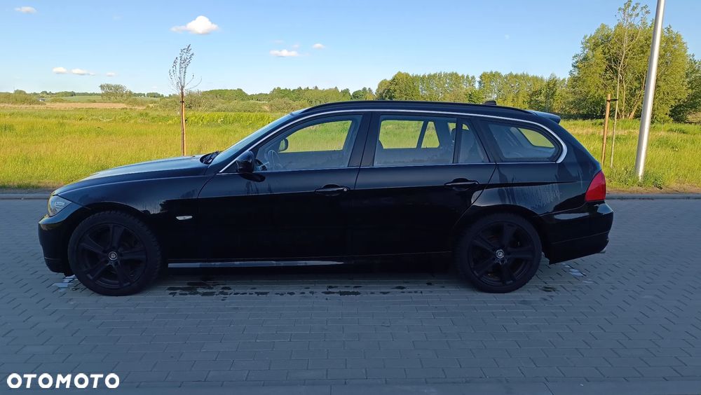 BMW Seria 3 330d DPF Edition Sport - 3