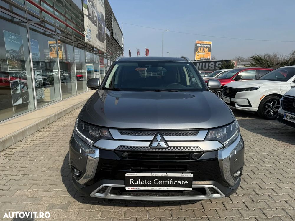 Mitsubishi Outlander 2.0L AS&G CVT Instyle - 3
