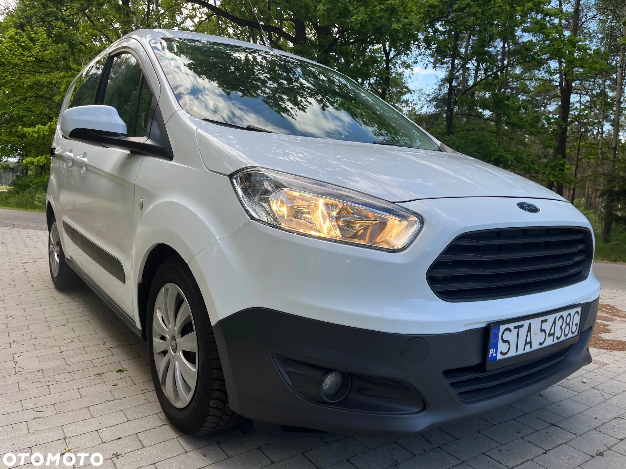 Ford Transit Courier - 6