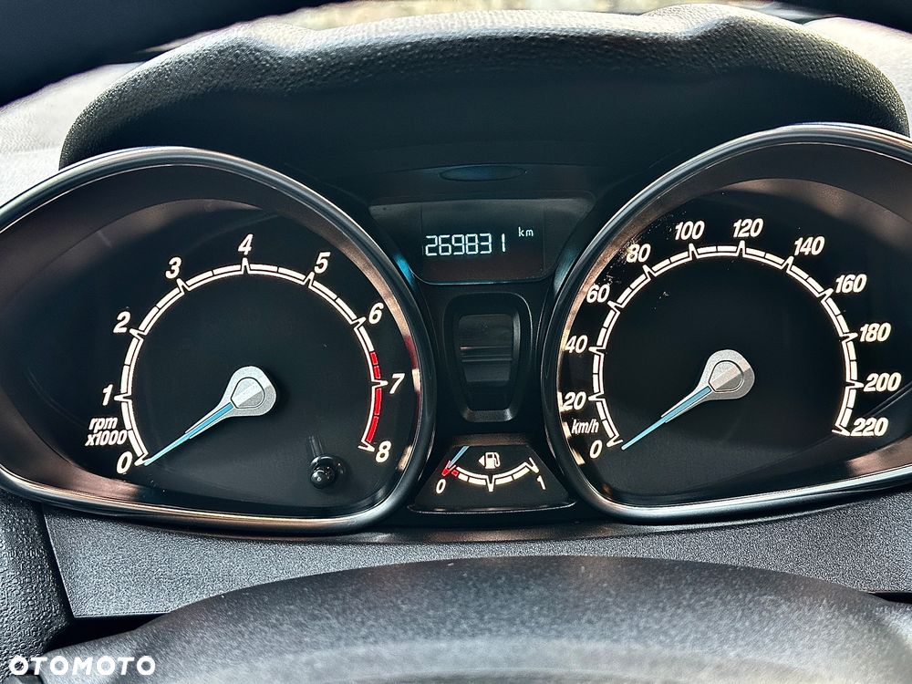 Ford Fiesta 1.0 EcoBoost Titanium - 6