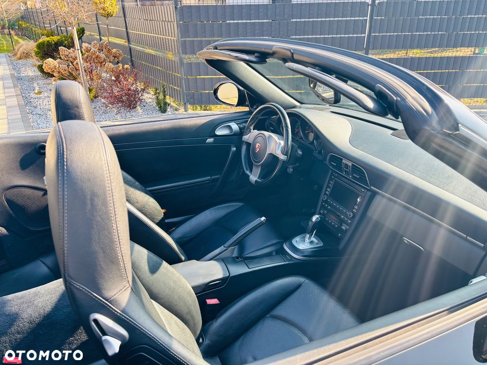 Porsche 911 - 16
