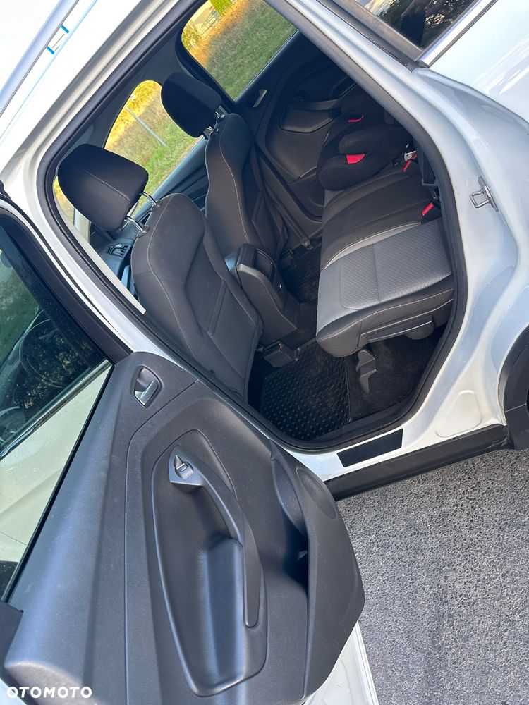Ford Kuga - 7
