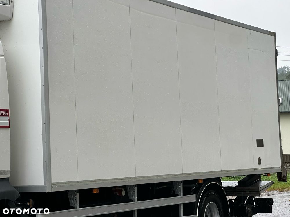 Renault D 14 / 240 / CHŁODNIA / WINDA / 16 EUROPALET / 6.7 M DŁUGOŚCI / BI-TEMPERATURA / CARRIER SUPRA 850 - 9