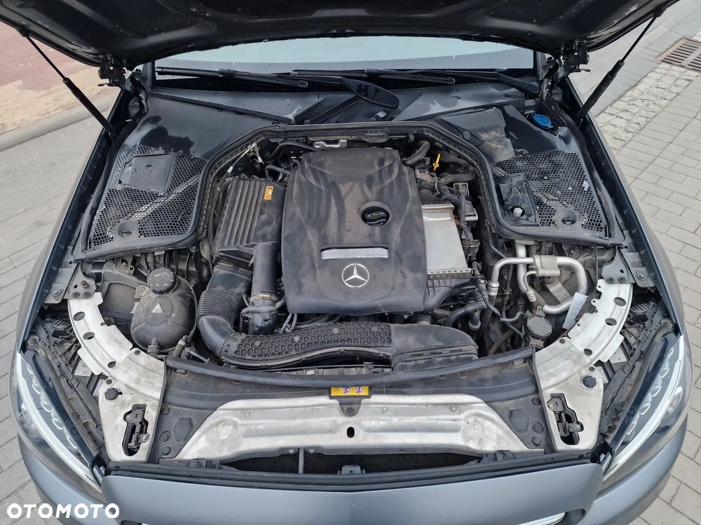 Mercedes-Benz Klasa C 200 4-Matic 9G-Tronic - 28