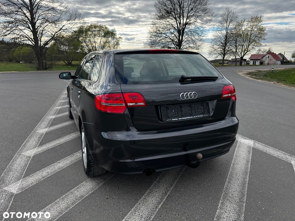 Audi A3 Sportback 1.6 Ambiente - 5