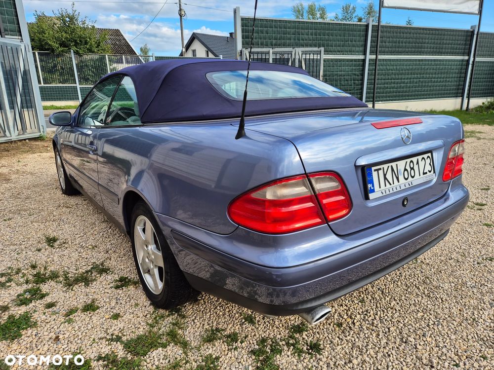 Mercedes-Benz CLK - 3