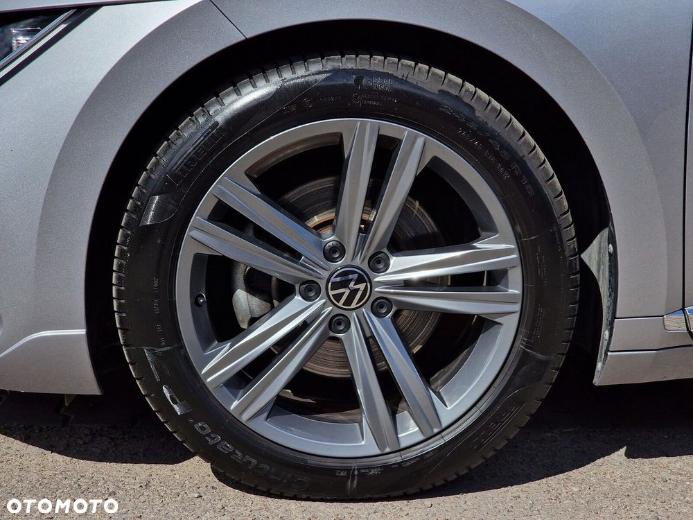 Volkswagen Arteon 2.0 TDI R-Line DSG - 12