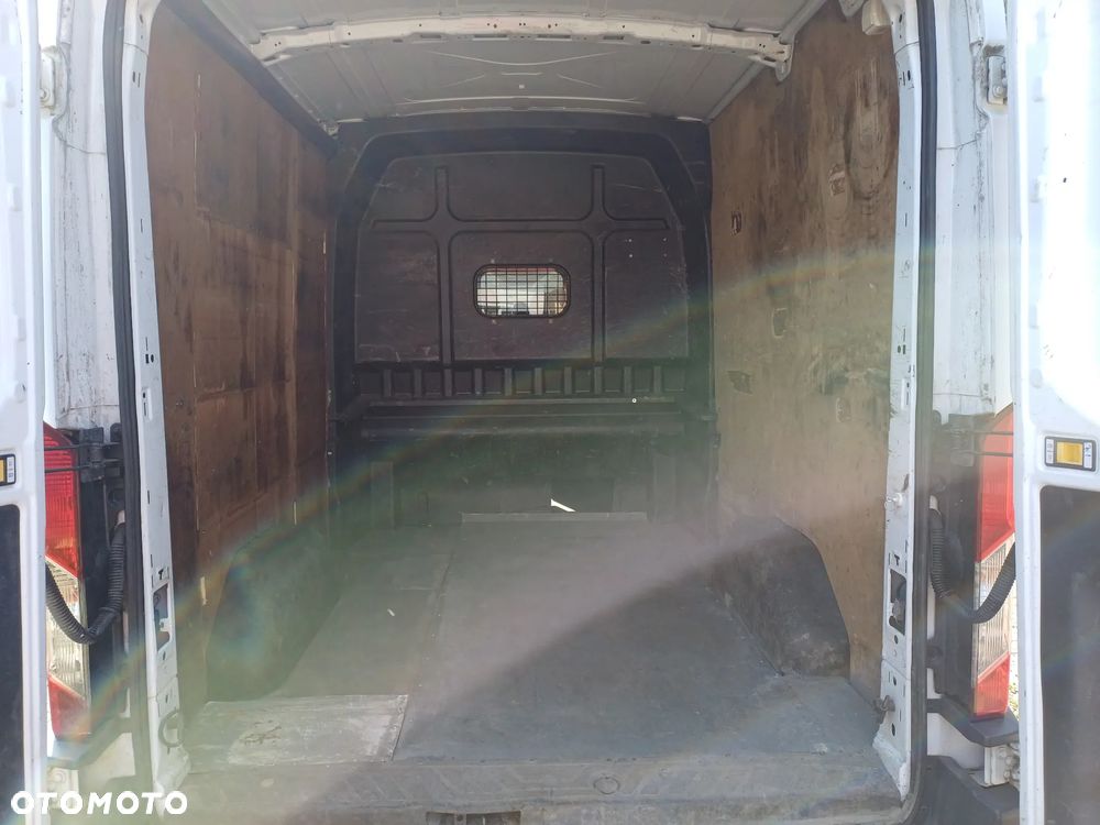 Ford Transit - 3