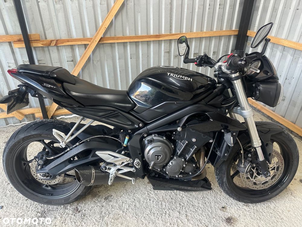 Triumph Street Triple - 8