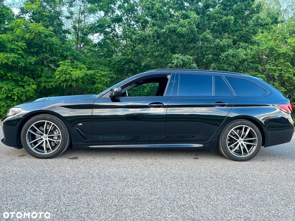 BMW Seria 5 530i mHEV - 6