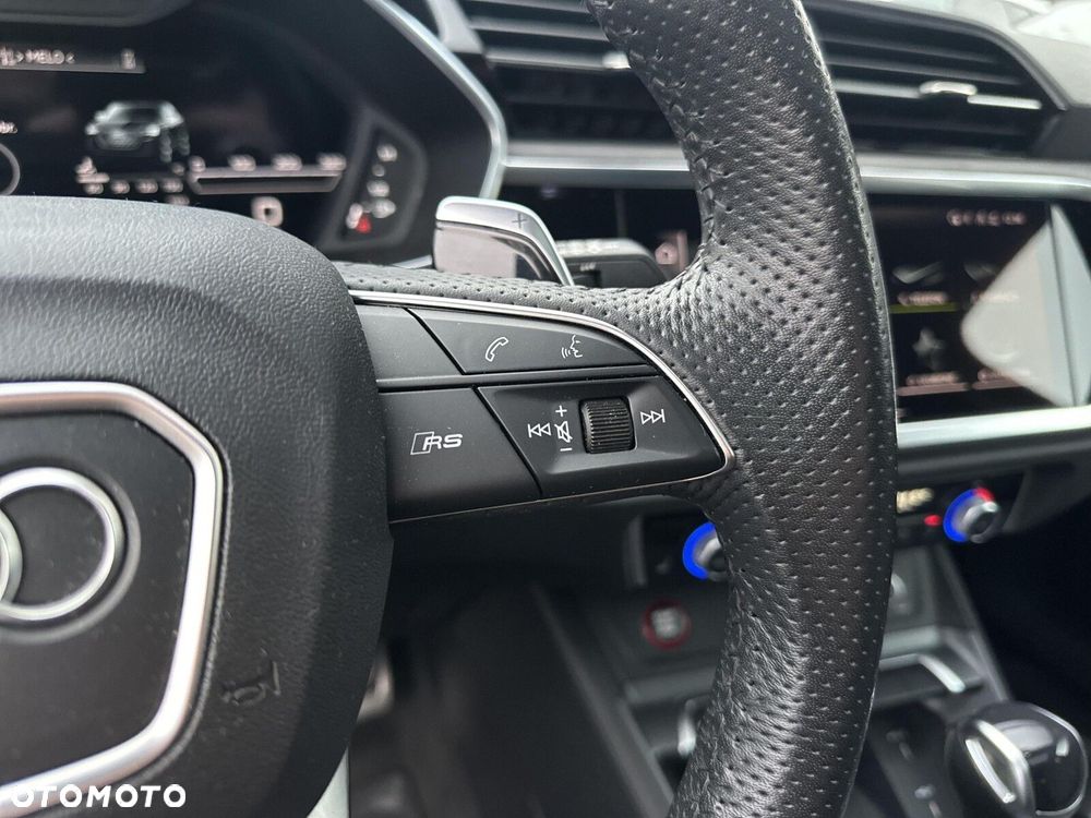 Audi RS Q3 Sportback - 28