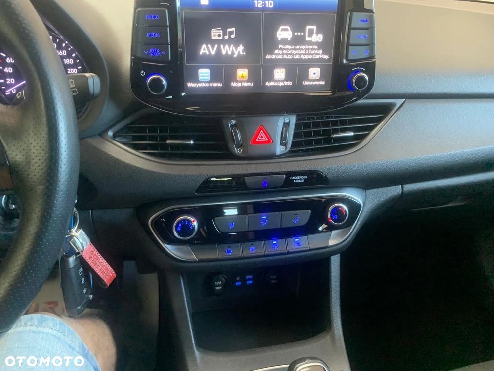 Hyundai i30 1.4 Passion - 9