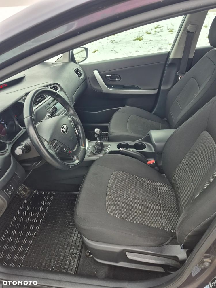 Kia Ceed 1.6 GDI M - 9