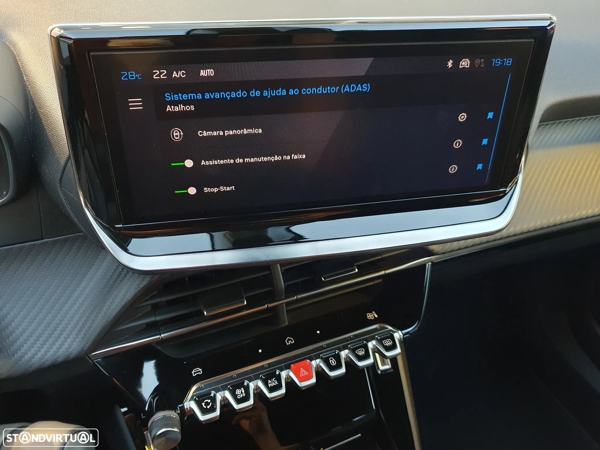 Peugeot 2008 1.2 Hybrid Allure e-DCS6 - 21