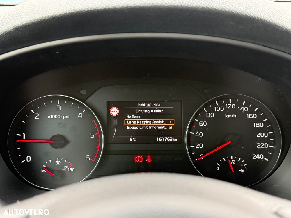 Kia Sportage 1.7 DSL MT 4x2 PREMIUM - 21