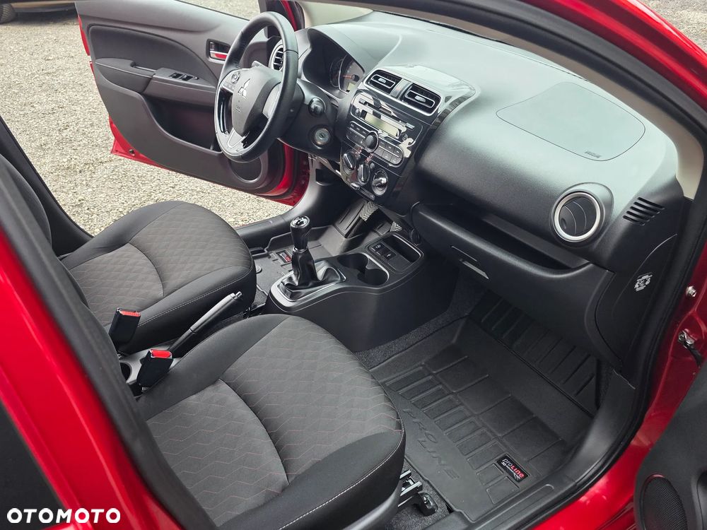 Mitsubishi Space Star 1.2 AS&G Invite - 21