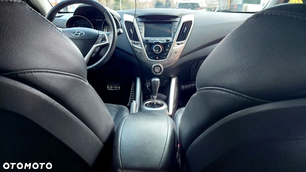 Hyundai Veloster 1.6 DCT Premium - 17
